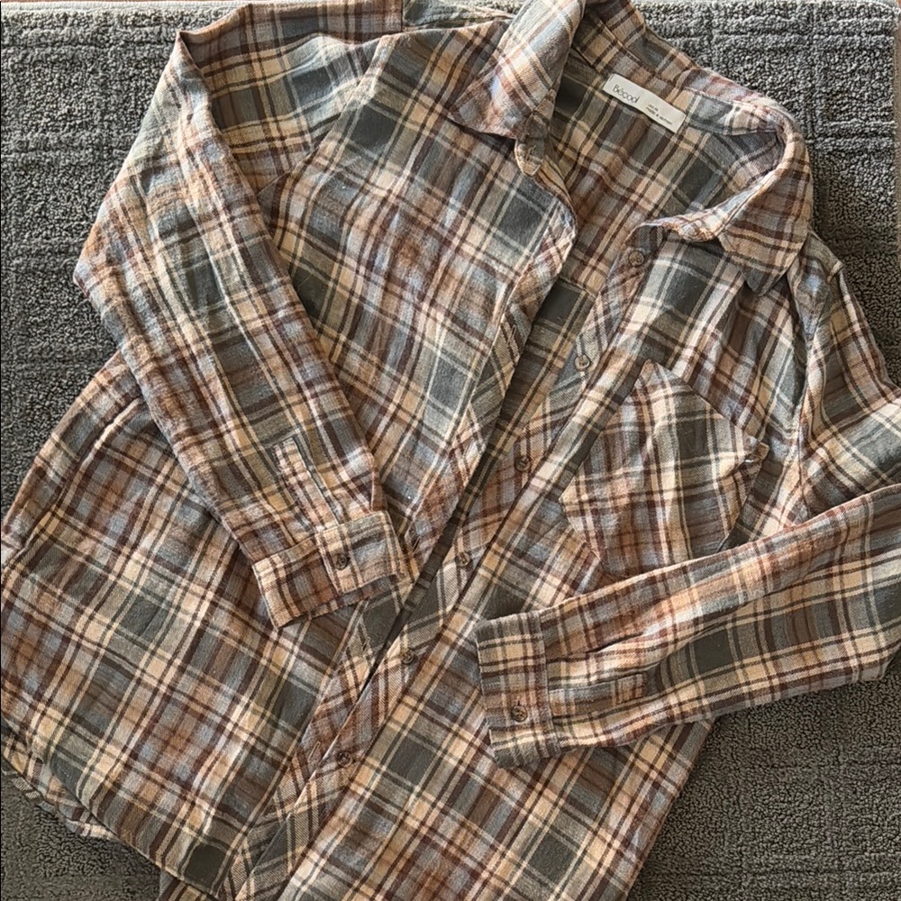 Women’s Flannel  Shirt in Gray and Brown